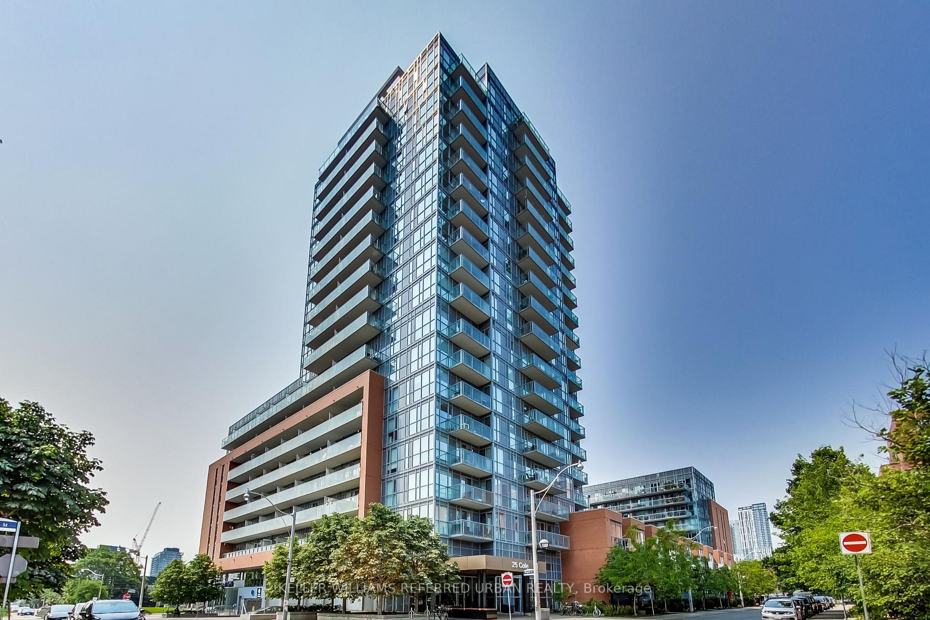 New property listed in Regent Park, Toronto C08