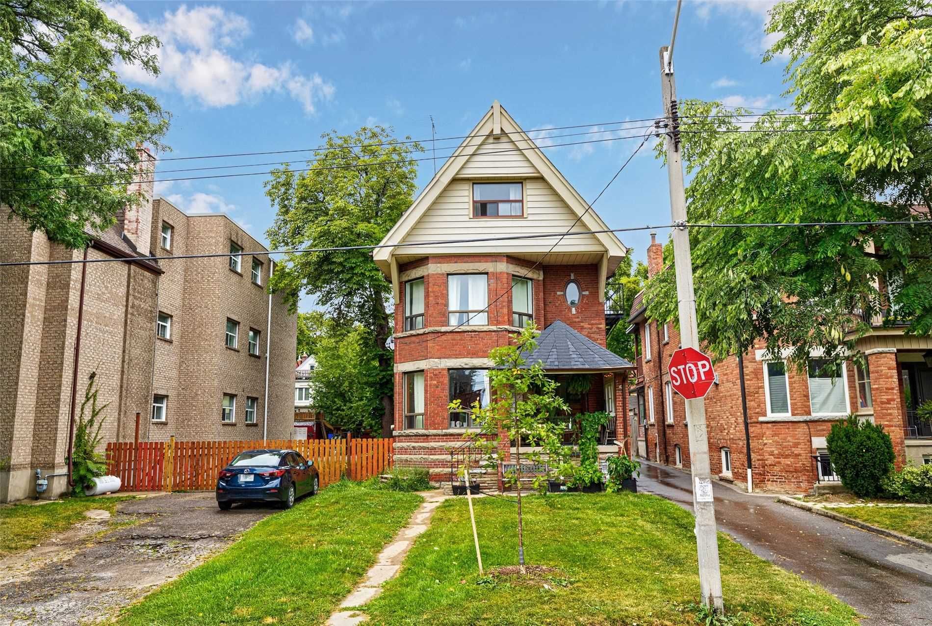 I have sold a property at 3 40 Harvard AVE in Toronto
