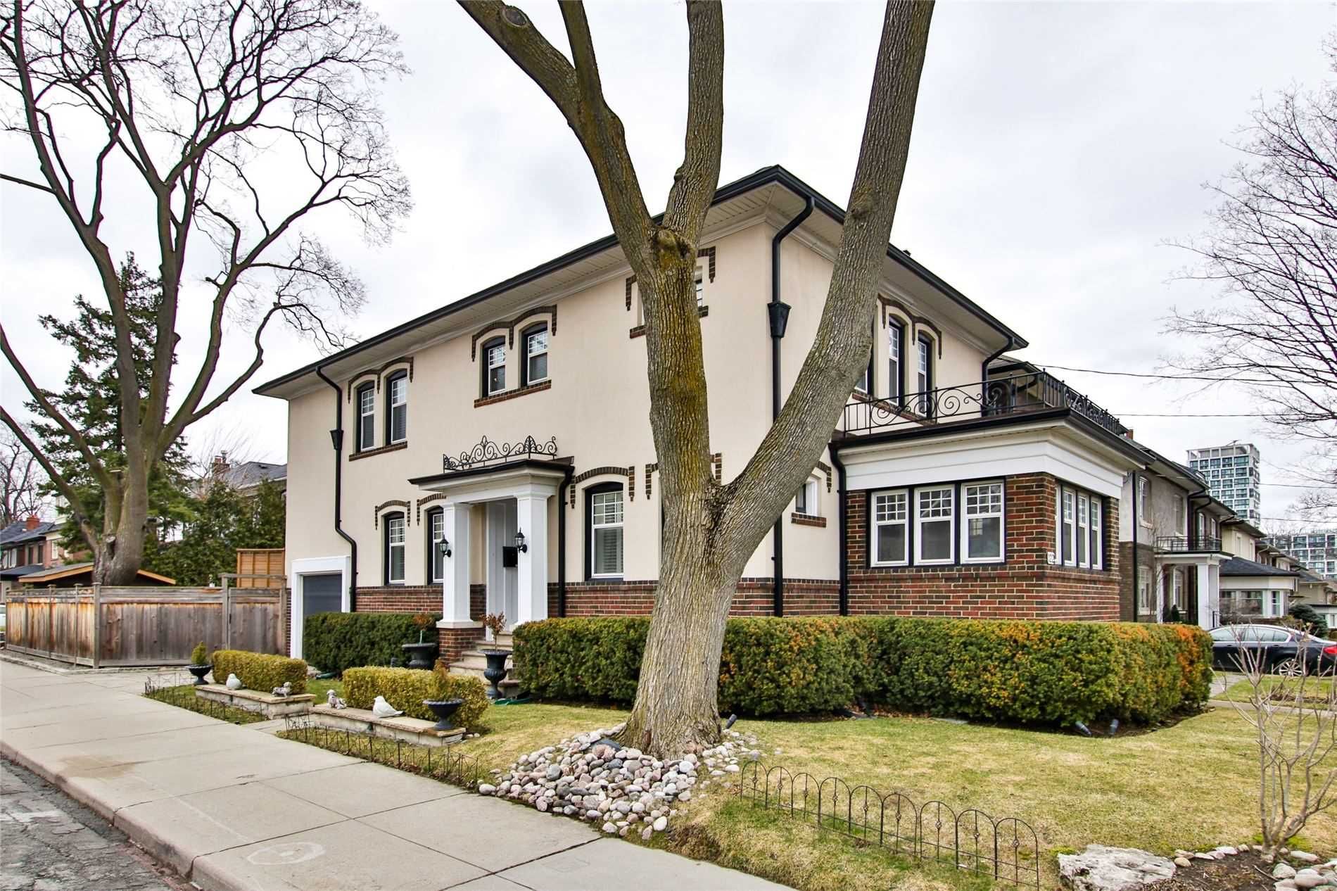 I have sold a property at 122 Hillsdale AVE W in Toronto
