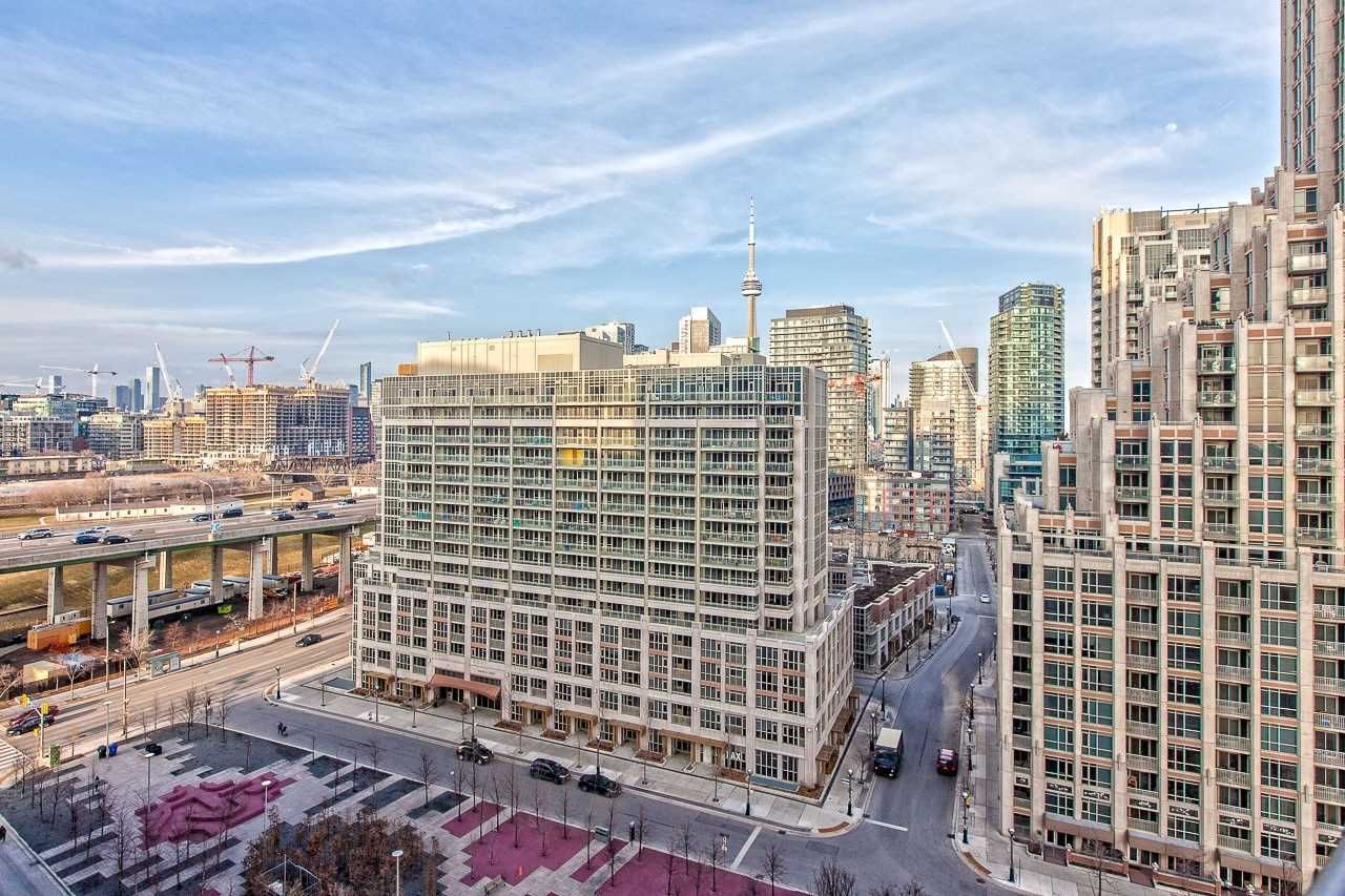 I have sold a property at 1411 215 Fort York BLVD in Toronto
